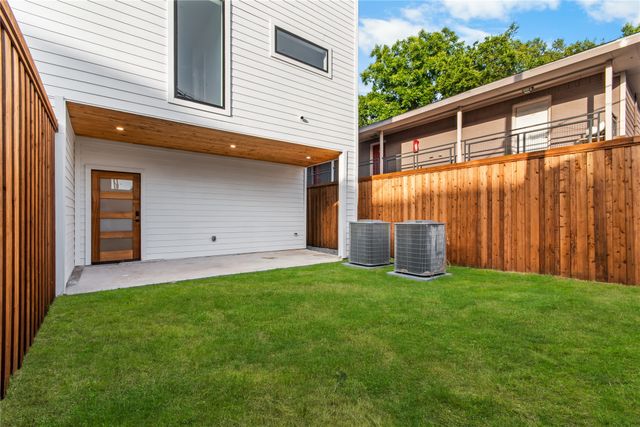 1505 Holly, Dallas, TX 75204