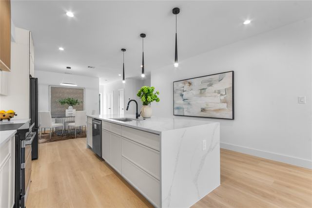 1505 Holly, Dallas, TX 75204