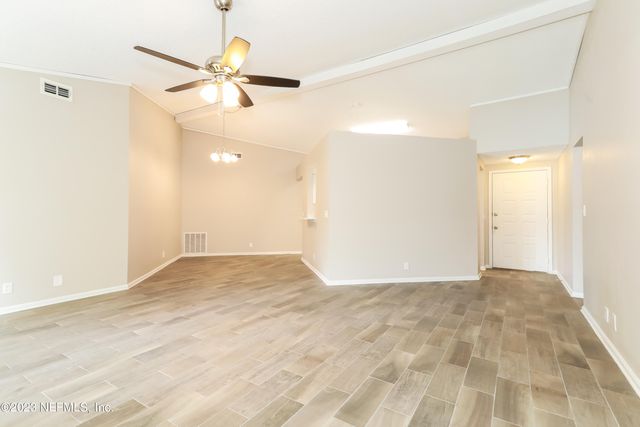 6099 BLANK Drive, Jacksonville, FL 32244