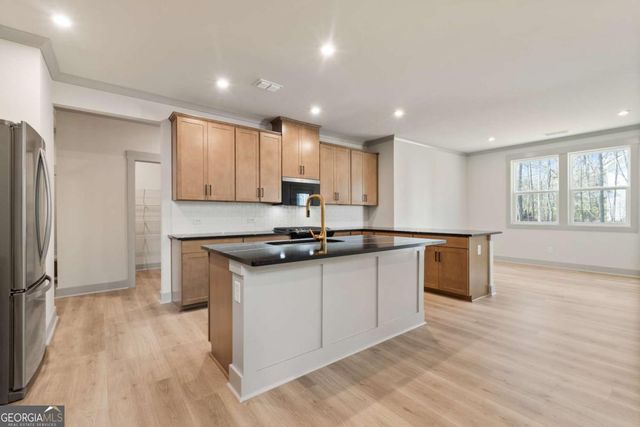 147 Henley Street 63, Canton, GA 30114