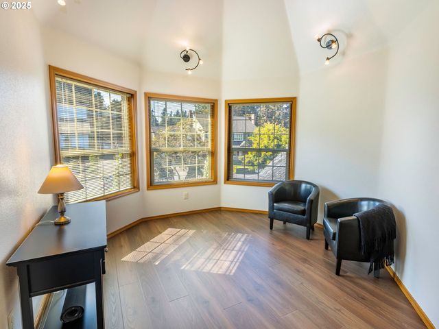 4050 SERANGO Ct, West Linn, OR 97068