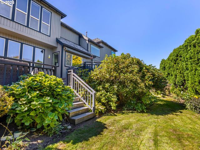 4050 SERANGO Ct, West Linn, OR 97068