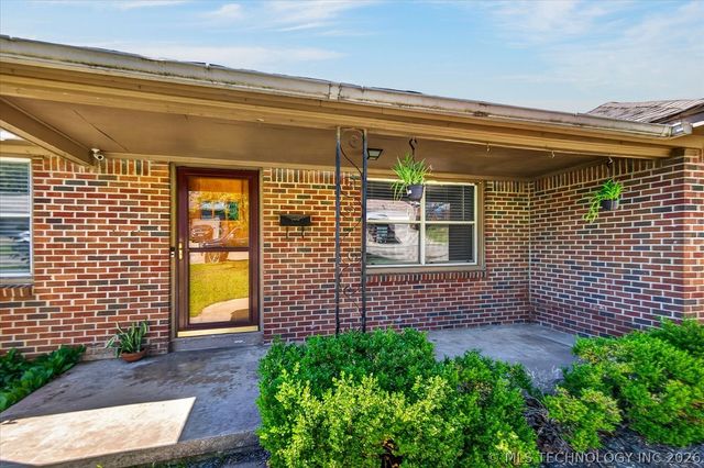129 Fleetwood Place, Bartlesville, OK 74006