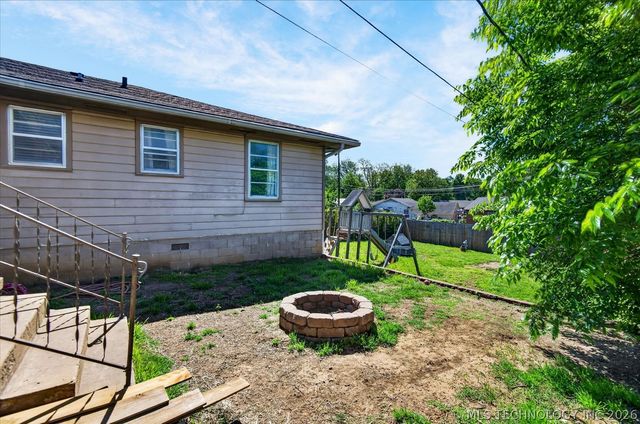 129 Fleetwood Place, Bartlesville, OK 74006