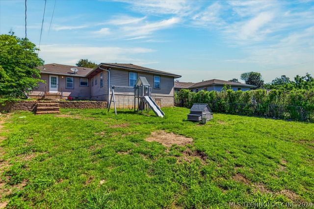 129 Fleetwood Place, Bartlesville, OK 74006