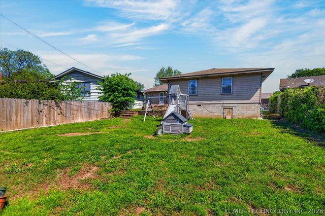 129 Fleetwood Place, Bartlesville, OK 74006