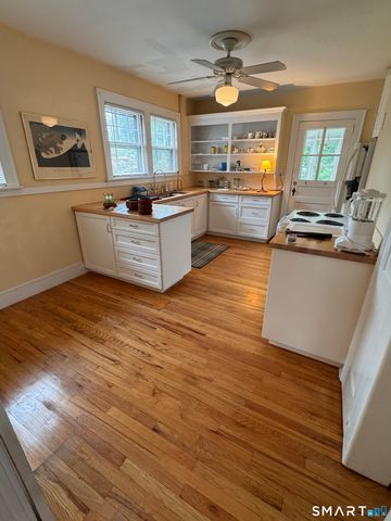 25-27 Griswold Street, Hartford, CT 06114