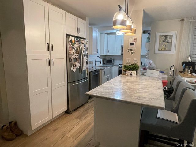 6215 53rd Avenue 1A, Maspeth, NY 11378