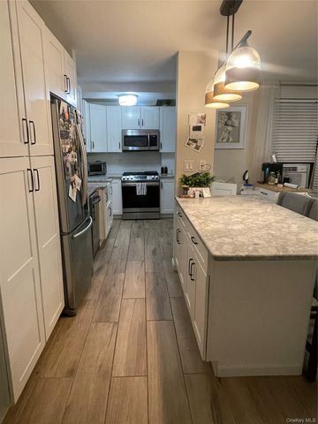 6215 53rd Avenue 1A, Maspeth, NY 11378