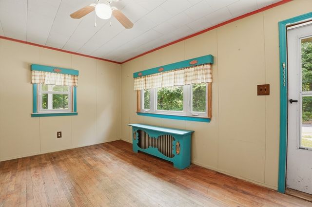 61 Flagg Swamp Rd, Freetown, MA 02717