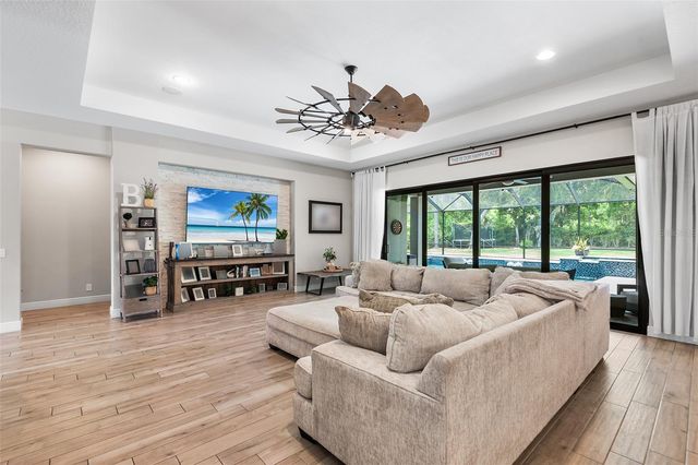 14704 FISHHAWK PRESERVE DRIVE, Lithia, FL 33547