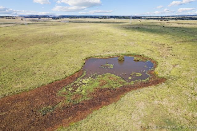 S 170 Road, Henryetta, OK 74437