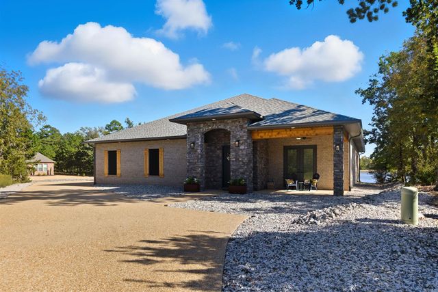 53 Maravilla Way, Hot Springs Village, AR 71909