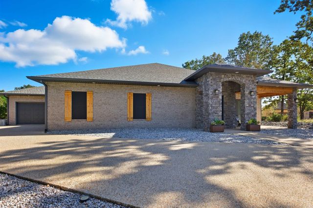 53 Maravilla Way, Hot Springs Village, AR 71909