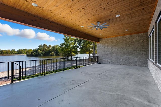 53 Maravilla Way, Hot Springs Village, AR 71909