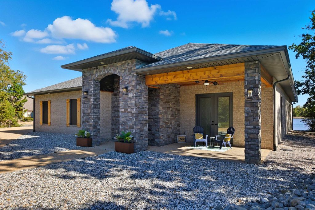 53 Maravilla Way, Hot Springs Village, AR 71909