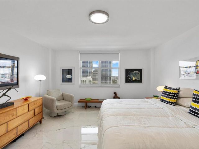 336 N Birch Road Ph-I, Fort Lauderdale, FL 33304