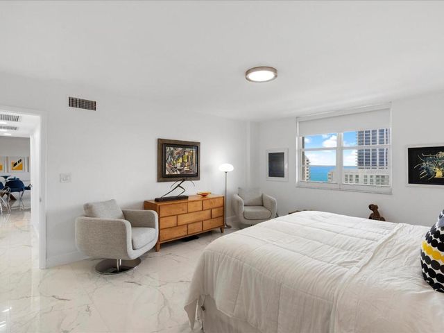 336 N Birch Road Ph-I, Fort Lauderdale, FL 33304