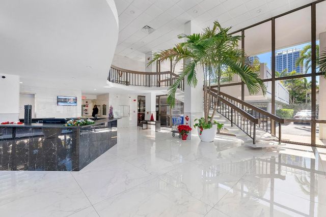 336 N Birch Road Ph-I, Fort Lauderdale, FL 33304