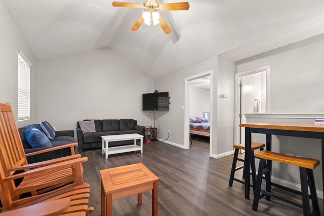 21 Dogwood Road, Burnside, KY 42519