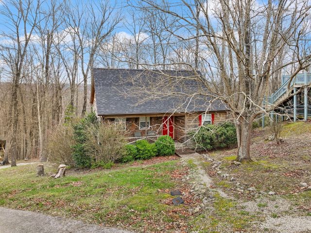 21 Dogwood Road, Burnside, KY 42519