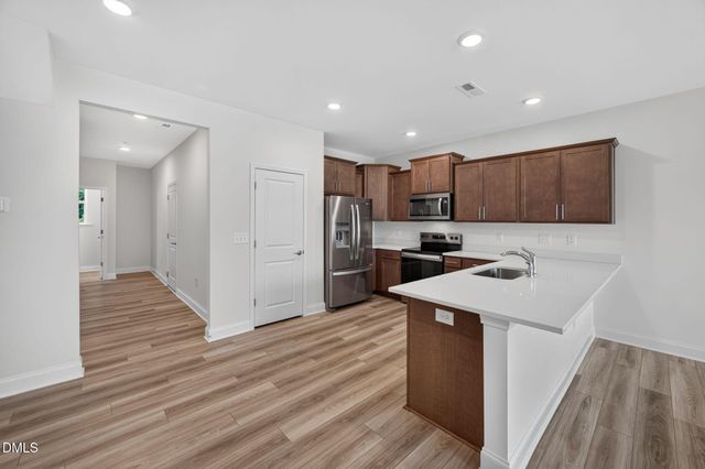 466 Channel Drop Drive, Clayton, NC 27520