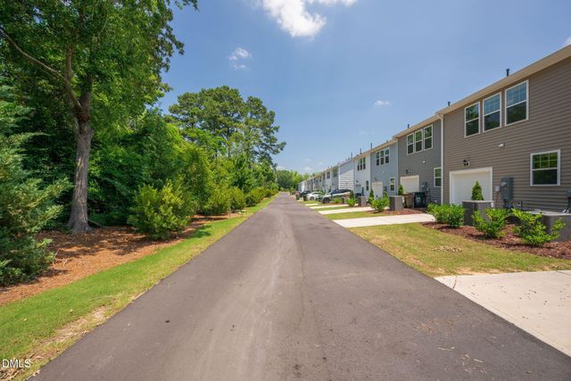466 Channel Drop Drive, Clayton, NC 27520