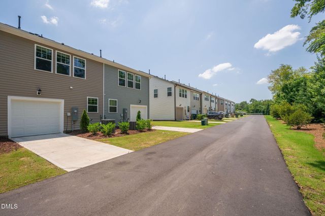 466 Channel Drop Drive, Clayton, NC 27520