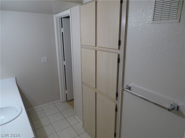 1150 North Buffalo Drive 2035, Las Vegas, NV 89128