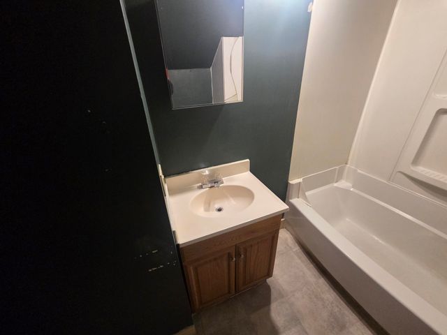 820-822 E Chippewa Street, Mount Pleasant, MI 48858