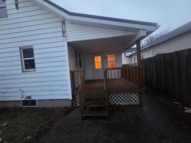 820-822 E Chippewa Street, Mount Pleasant, MI 48858