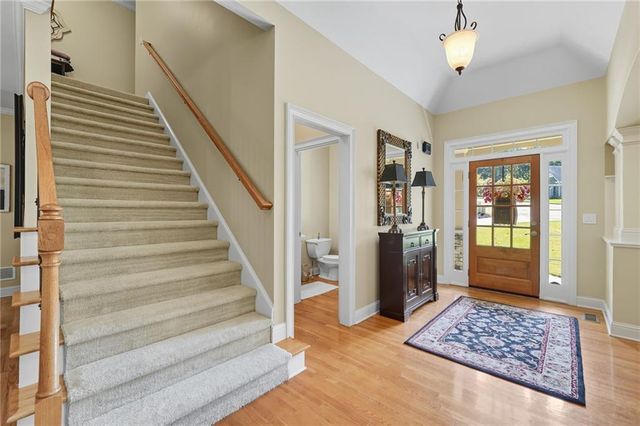 208 N Ridgeview Court, Canton, GA 30115