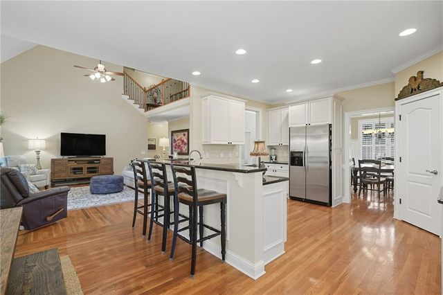 208 N Ridgeview Court, Canton, GA 30115