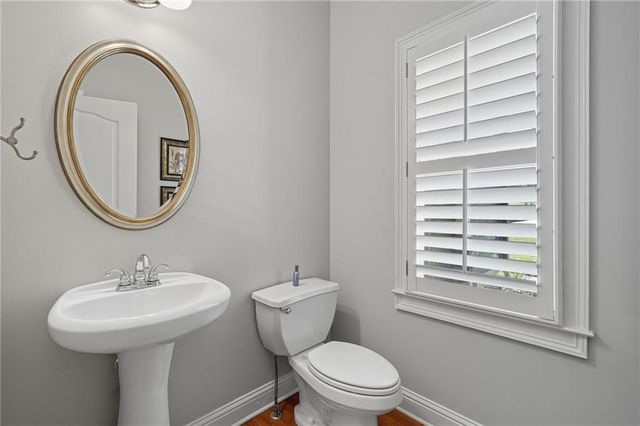 208 N Ridgeview Court, Canton, GA 30115