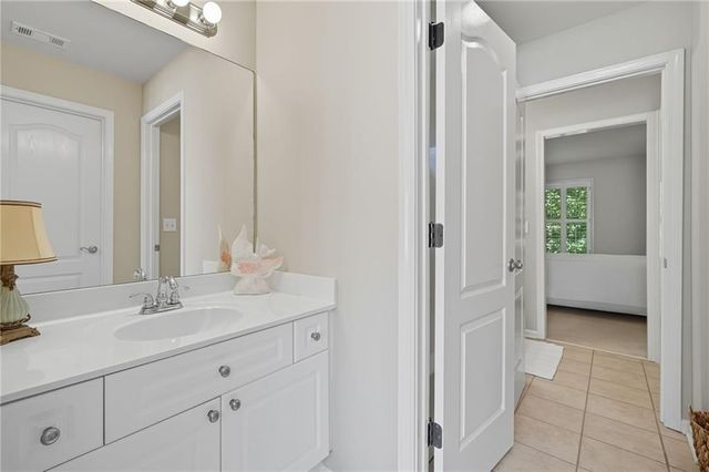 208 N Ridgeview Court, Canton, GA 30115