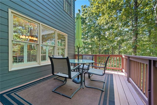 208 N Ridgeview Court, Canton, GA 30115