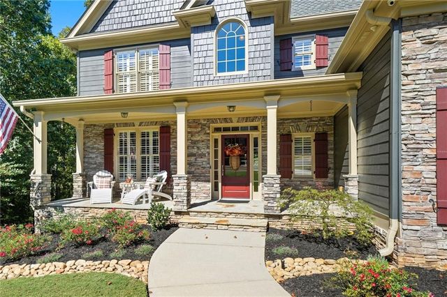 208 N Ridgeview Court, Canton, GA 30115