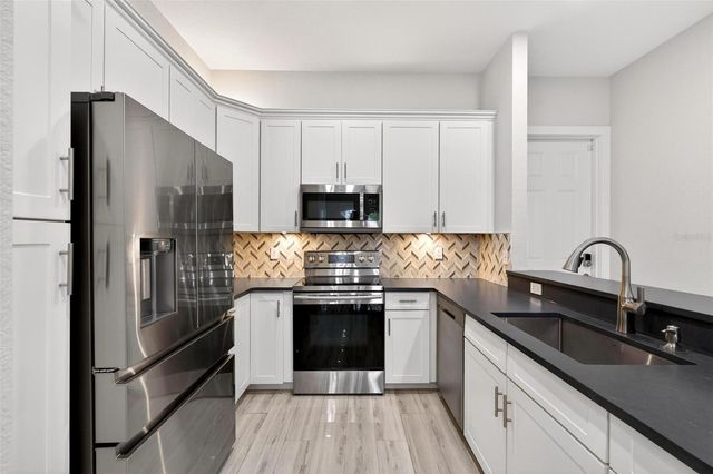 1751 FIREHOUSE LANE 25102, Orlando, FL 32814