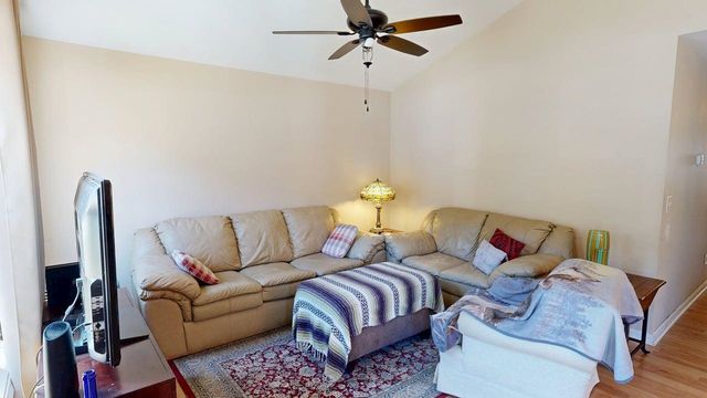 4646 Farm Lake Dr., Myrtle Beach, SC 29579