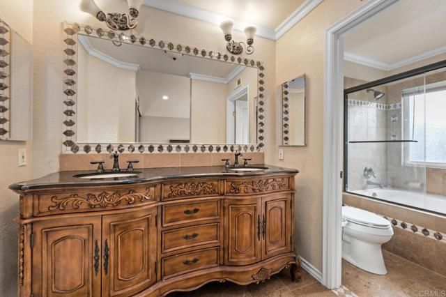 2450 Sawgrass St, El Cajon, CA 92019