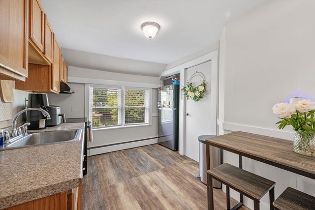 5-A Lorenzo St, Boston, MA 02122