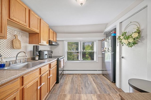 5-A Lorenzo St, Boston, MA 02122