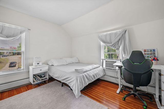 5-A Lorenzo St, Boston, MA 02122