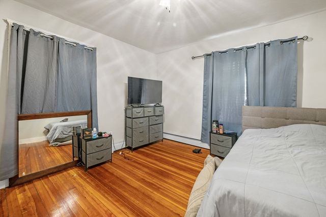 5-A Lorenzo St, Boston, MA 02122
