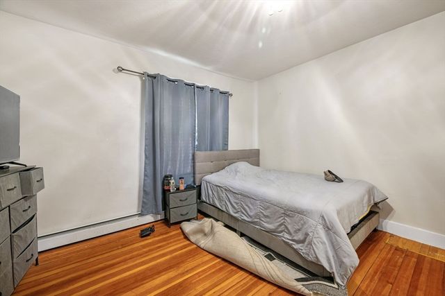 5-A Lorenzo St, Boston, MA 02122