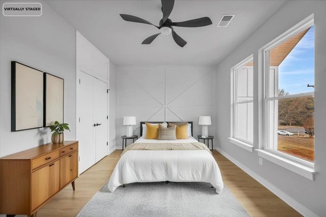 124 Lyman Avenue, Duncan, SC 29344