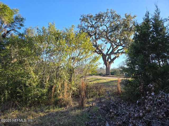 7 N 13TH Terrace, Fernandina Beach, FL 32034