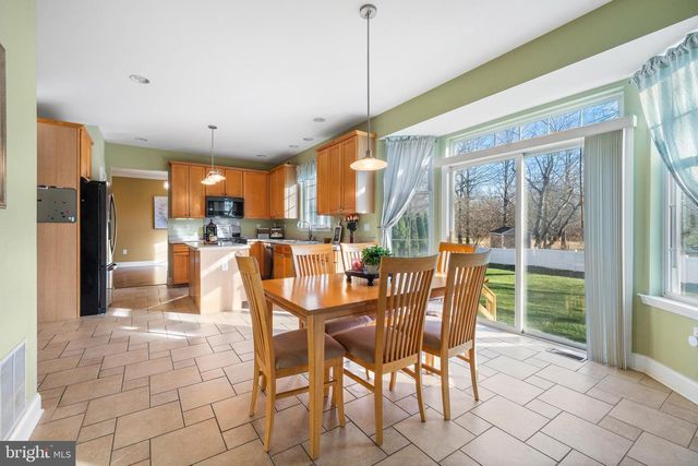 40 REMBRANDT WAY, Hightstown, NJ 08520