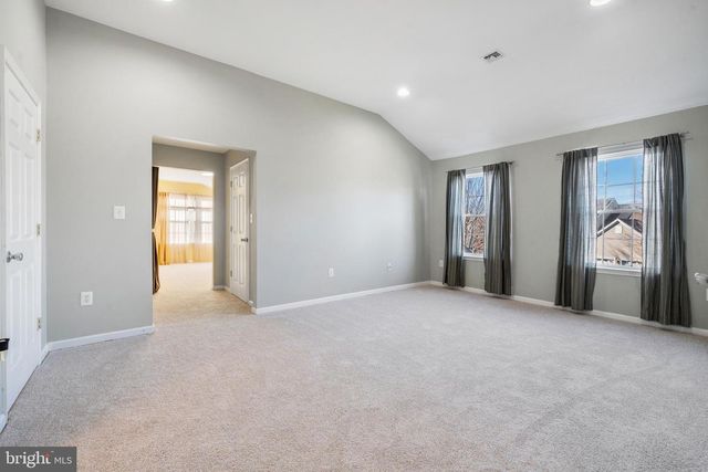 40 REMBRANDT WAY, Hightstown, NJ 08520