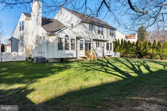 40 REMBRANDT WAY, Hightstown, NJ 08520